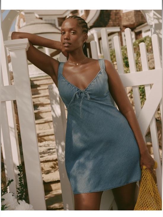 Abercrombie & Fitch Dresses & Skirts - NWT A&F Bra-free Tie-front Chambray Mini Dress size large tall
